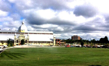 Image of the Great Lawn with the Aberdeen Pavilion in the background at TD Place.